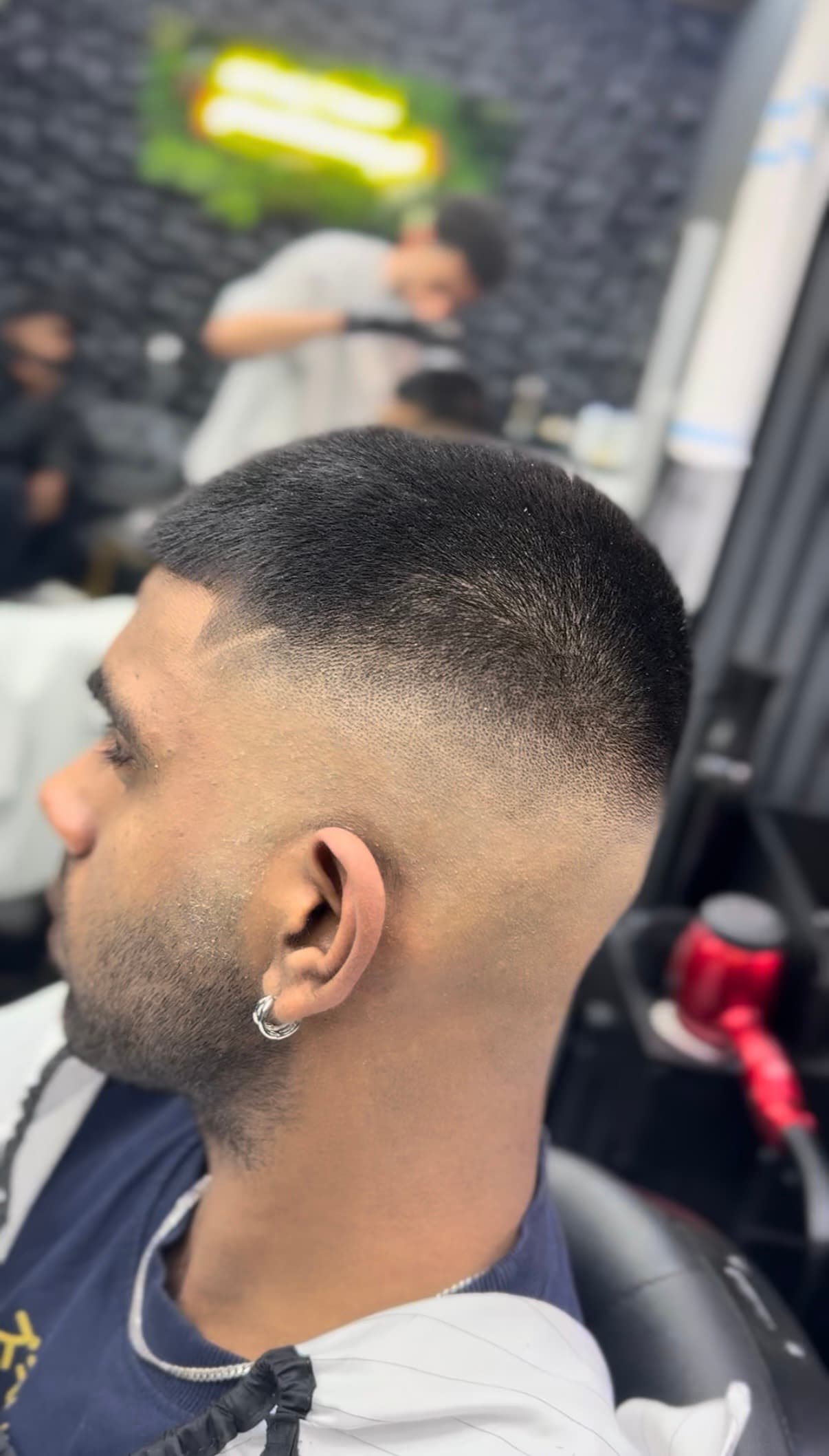 Beard & Shaving at Mo's Sharp Style Barber, Edinburgh